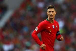 Read more about the article Cristiano Ronaldo signed with Saudi Football club Al-Nassr